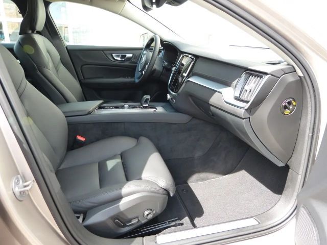 Volvo V60 Cross Country AWD Ultimate