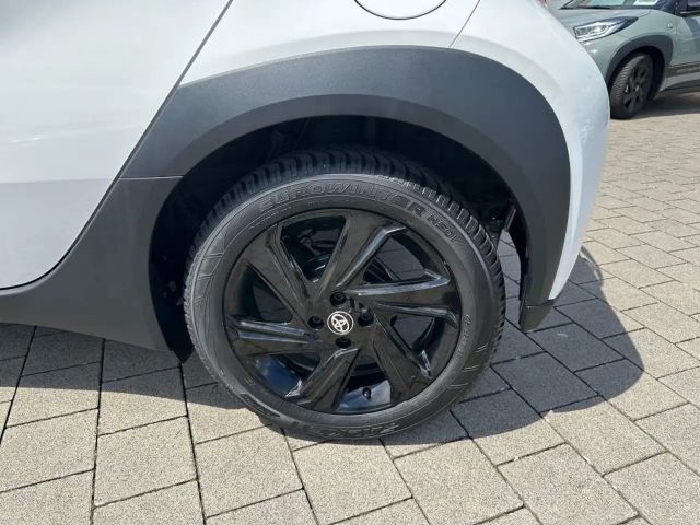 Toyota Aygo X Hatchback Play X-play