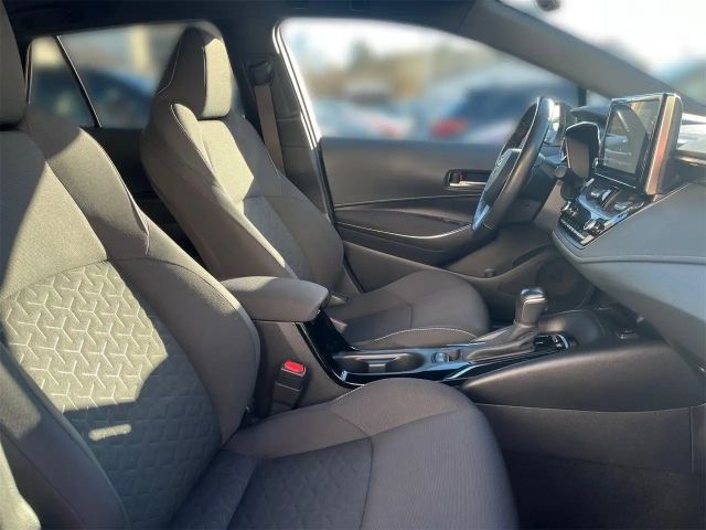 Toyota Corolla Active Hybride Touring