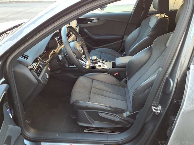 Audi A4 40 TDI Avant Quattro S-Line S-Tronic