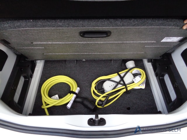 Volkswagen e-up! Edition SHZ R-KAM MAPS+MORE DAB Klimaautom