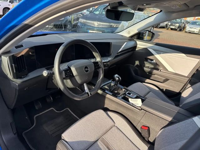 Opel Astra Elegance Sports Tourer