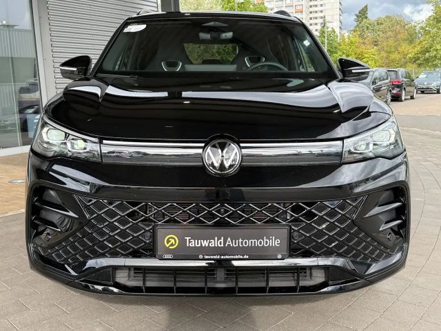 Volkswagen Tiguan 2.0 TSI DSG R-Line