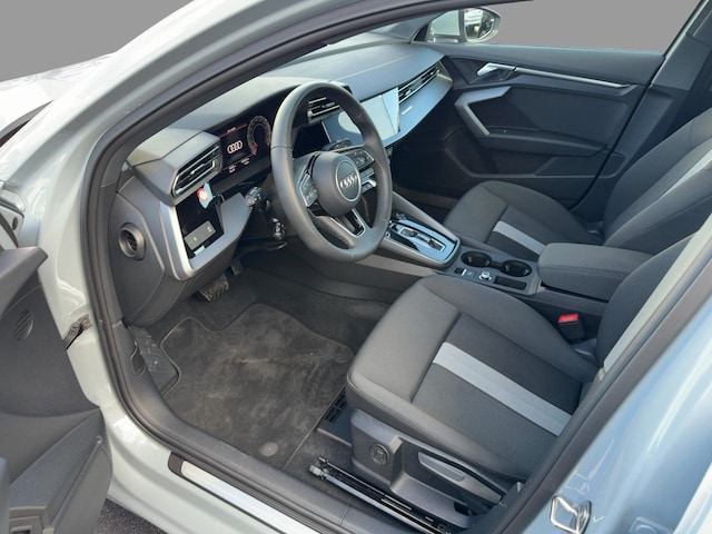 Audi A3 30 TFSI S-Tronic Sedan