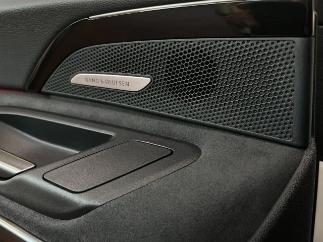 Audi Q5 SUV edition one MMI pro/AHK/StHz/Interieur S-