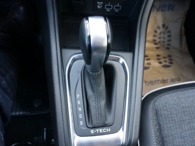 Renault Captur Hybrid Techno