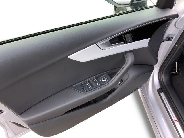 Audi A4 40 TDI Quattro S-Line