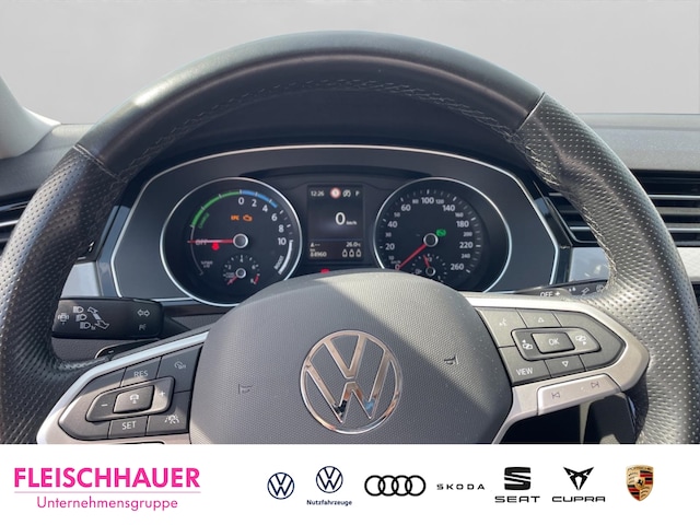 Volkswagen Passat GTE Variant