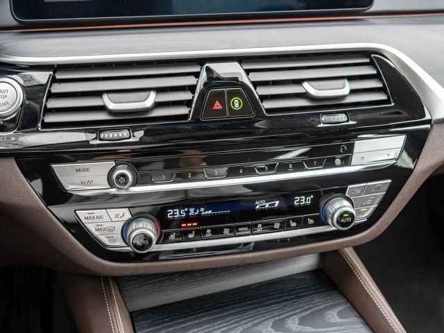 BMW 540 540d Luxury Line Sedan xDrive