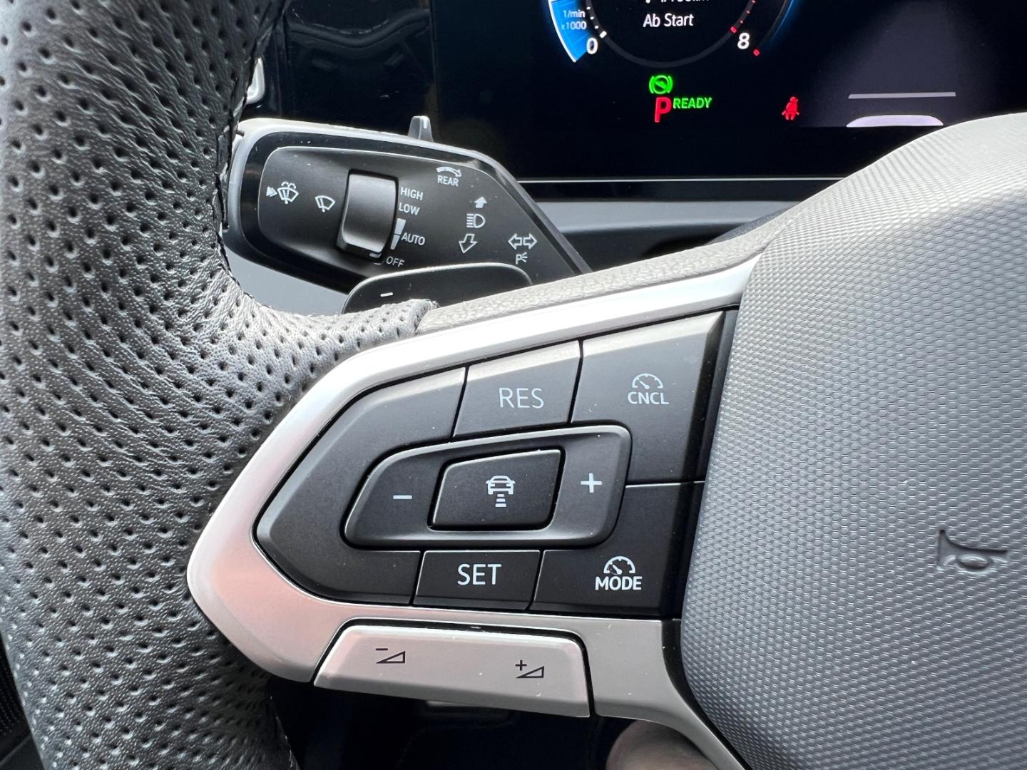 Volkswagen Tiguan 1.5 eTSI IQ.Drive R-Line