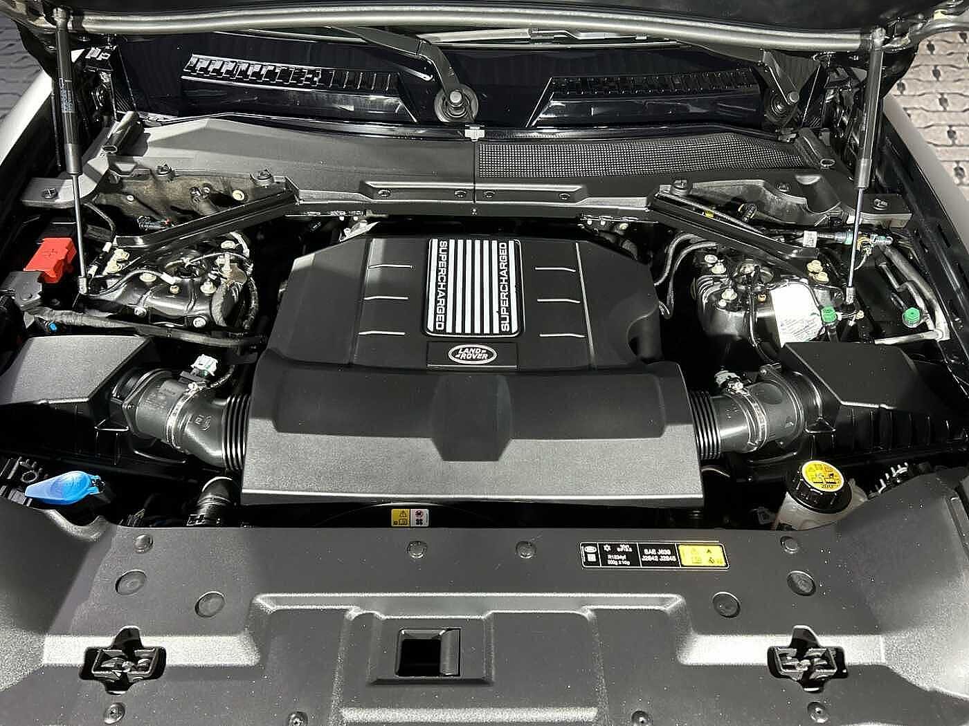 Land Rover Defender 90