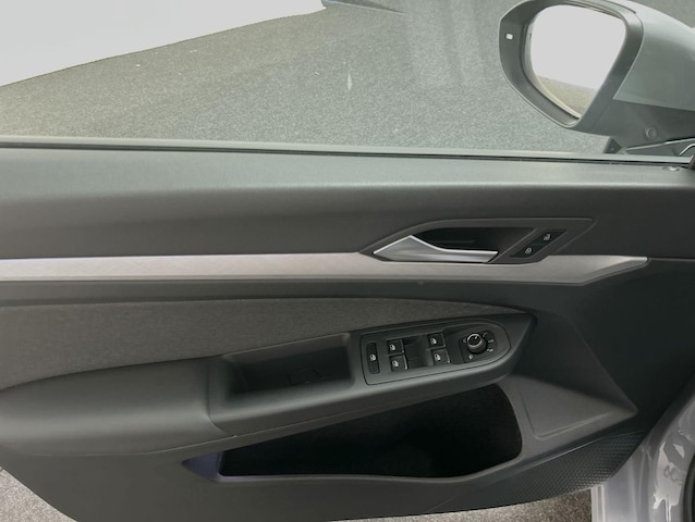 Volkswagen Golf 1.5 eTSI Golf VIII Variant