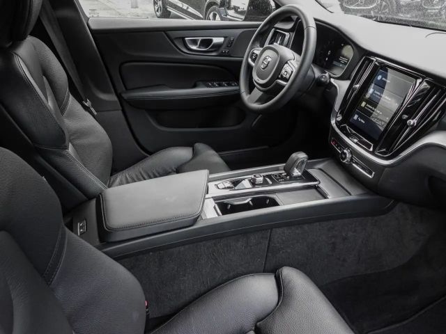 Volvo V60 Cross Country AWD Plus