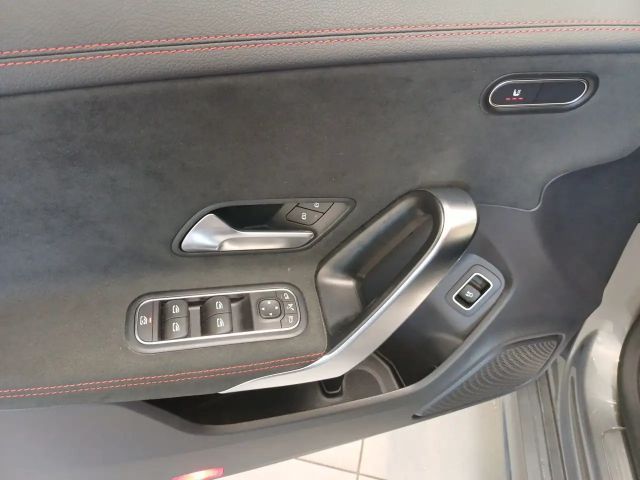 Mercedes-Benz CLA 220 CLA 220 d Shooting Brake