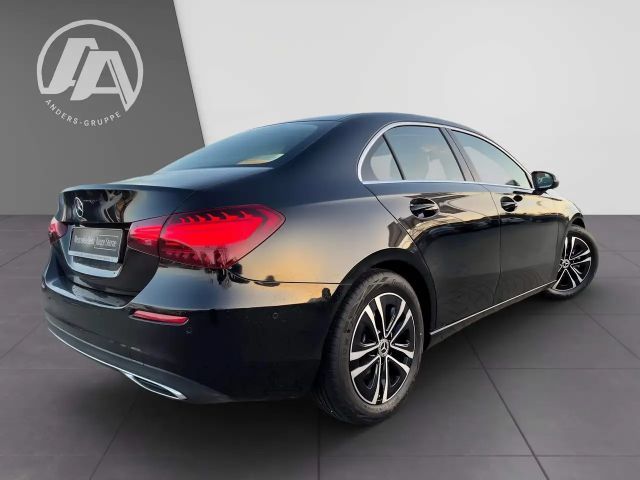 Mercedes-Benz A 200 Progressive