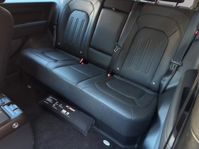 Land Rover Defender 90