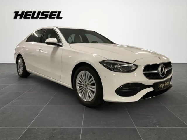 Mercedes-Benz C 180 AVANTGARDE Sedan