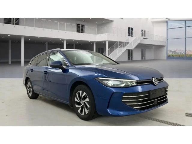 Volkswagen Passat 1.5 eTSI Business Variant