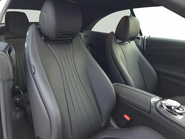 Mercedes-Benz E 300 AMG Line Cabriolet