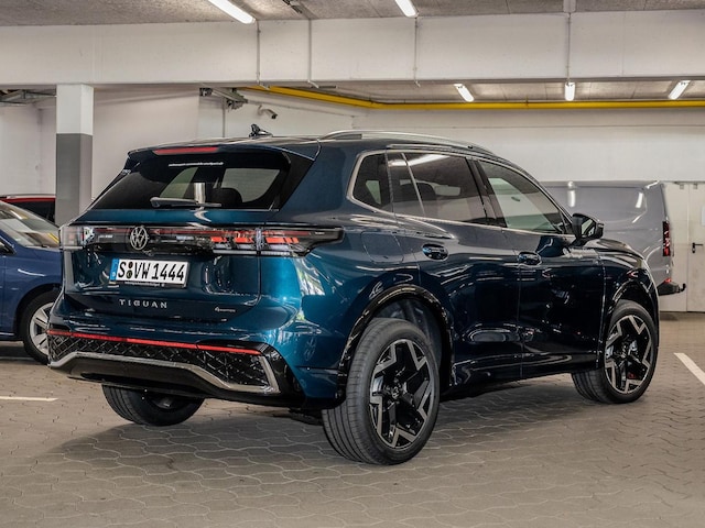 Volkswagen Tiguan 4Motion DSG R-Line