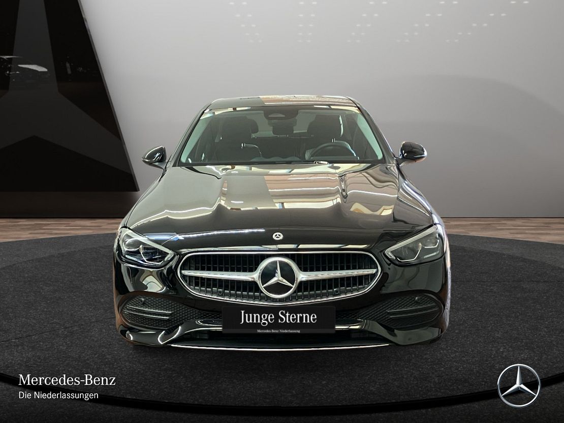 Mercedes-Benz C 180 AVANTGARDE Sedan
