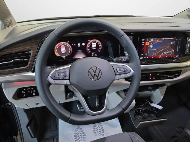 Volkswagen Multivan 2.0 TDI DSG Lang Style T7