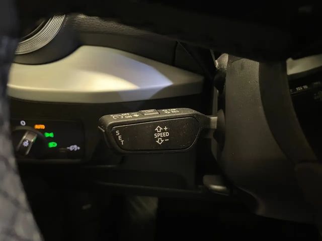 Audi Q2 35 TDI S-Line