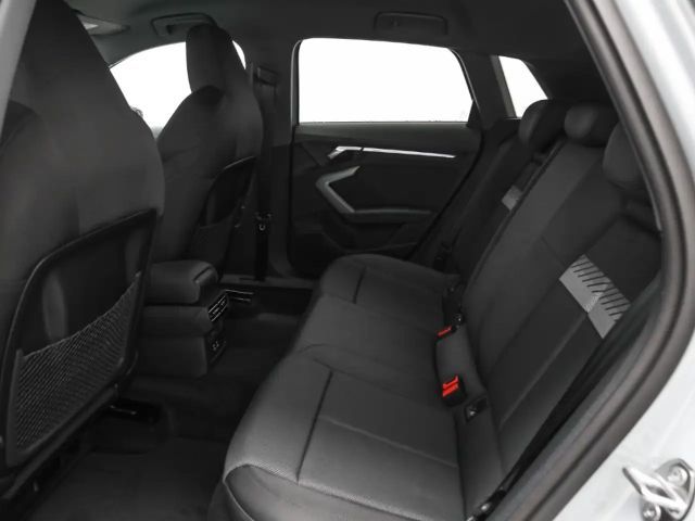 Audi A3 35 TFSI Sedan Sportback