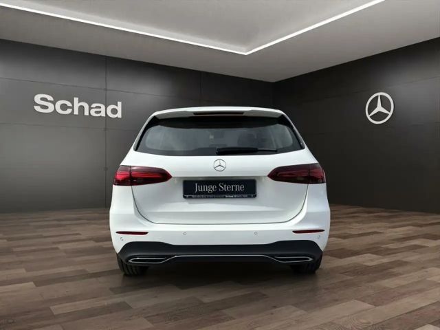 Mercedes-Benz B 200 B 200 d