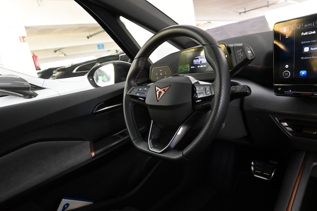 Cupra Born Born HUD LED PDC Kamera ACC