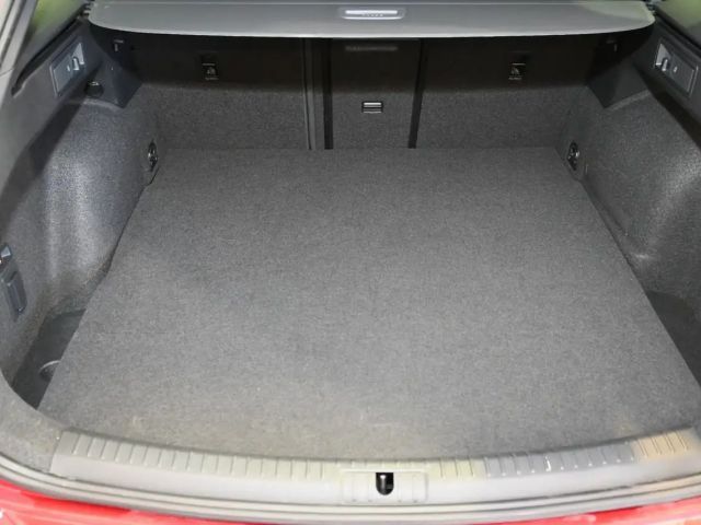 Cupra Leon DSG e-Hybrid