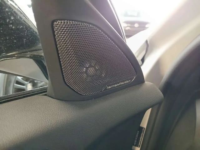 BMW 118 118i M-Sport Sedan