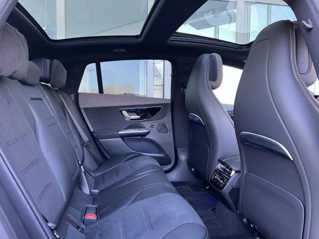 Mercedes-Benz EQE 300 AMG Line Sedan