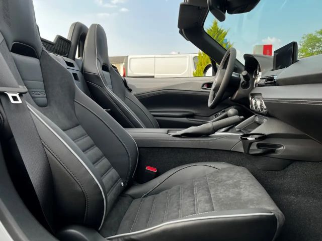 Mazda MX-5 Homura SkyActiv