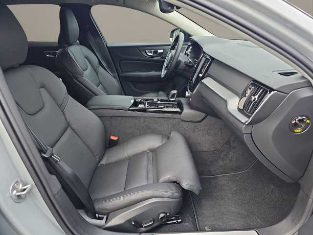 Volvo V60 Dark Plus T8