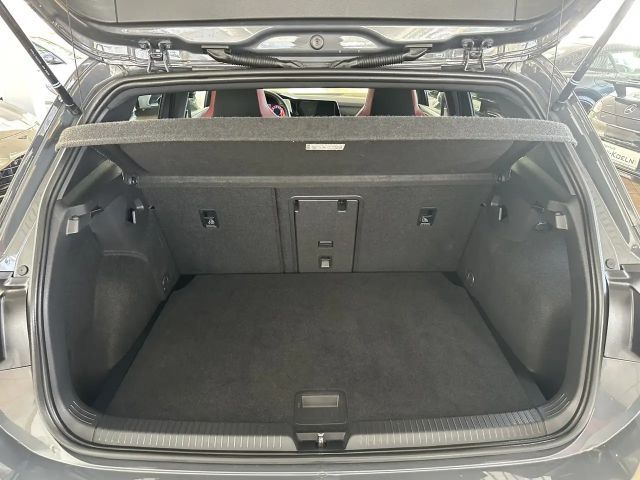 Volkswagen Golf GTI Style