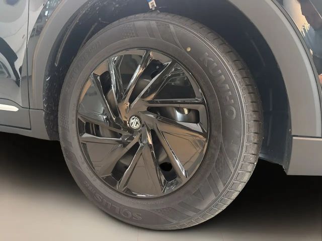 MG ZS Standard range