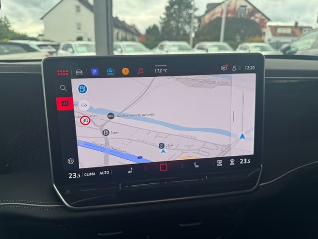 Volkswagen Passat 1.5 eTSI DSG Variant