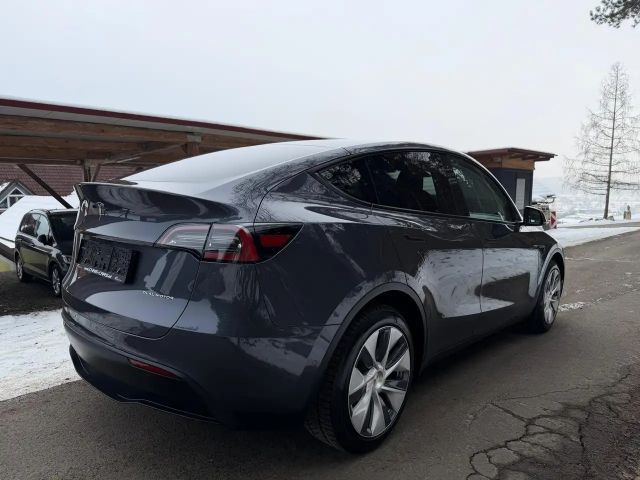 Tesla Model Y AWD Dual Motor Long Range
