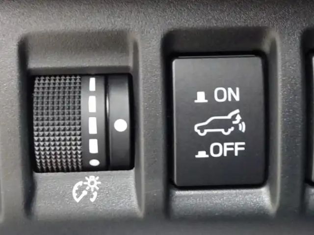 Subaru Outback 2.5i Platinum*1.HD*AHK*