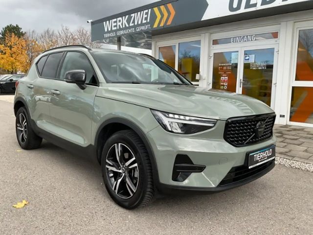 Volvo XC40 Dark Plus