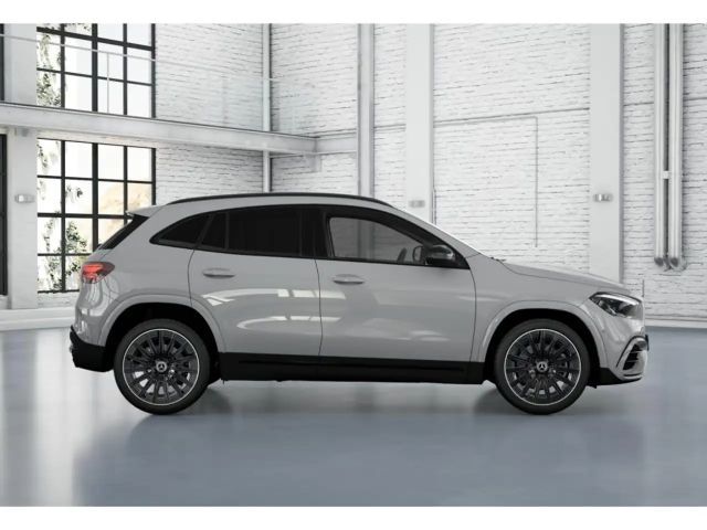 Mercedes-Benz GLA 200 AMG Line