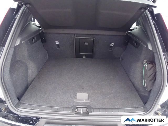 Volvo XC40 Core Recharge