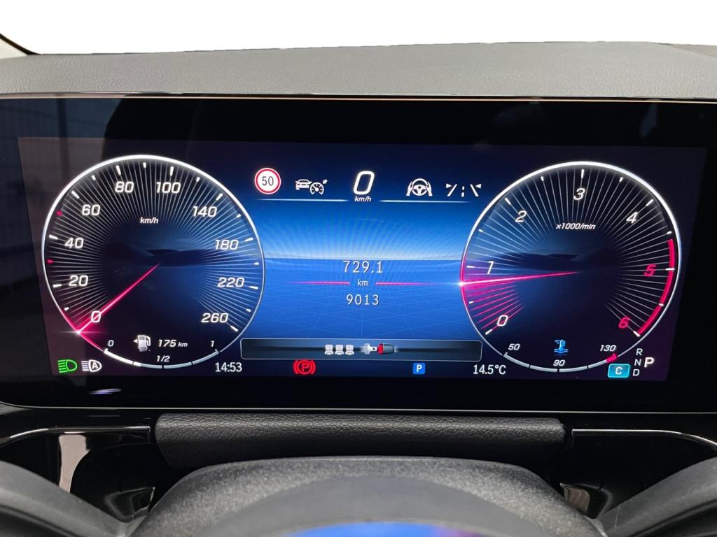 Mercedes-Benz GLA 220 4MATIC GLA 220 d Progressive