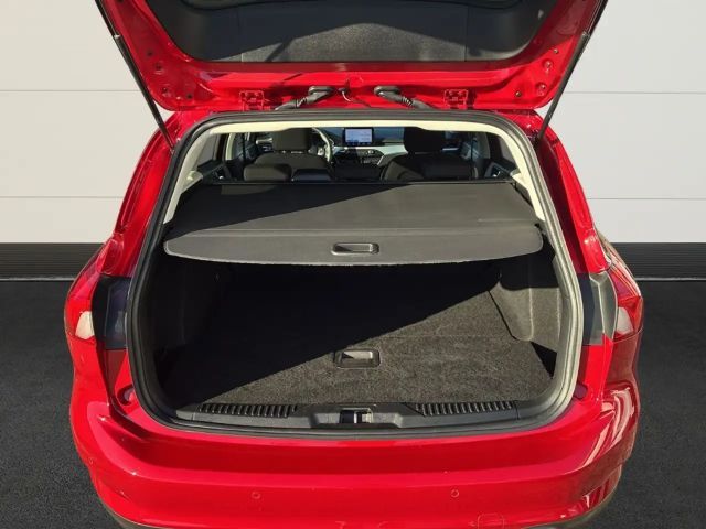 Ford Focus Cool & Connect Wagon