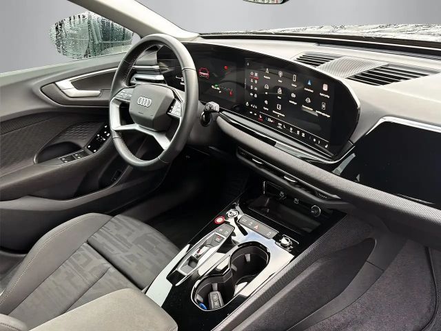 Audi A5 Business S-Tronic