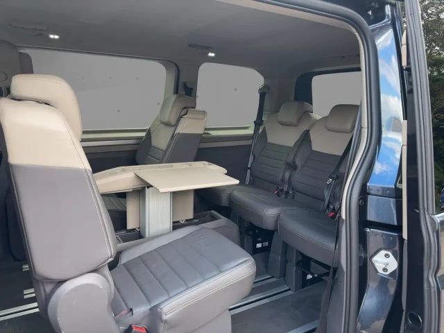 Volkswagen Multivan 2.0 TDI DSG Life T7