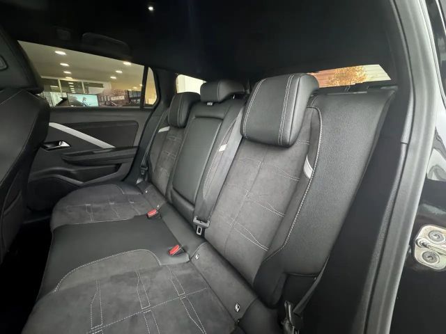 Opel Astra Sports Tourer Ultimate