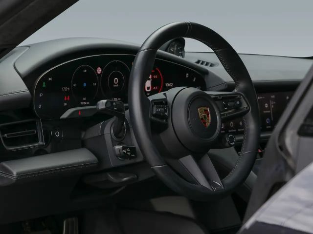 Porsche Taycan Turbo