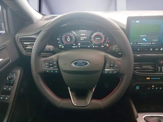 Ford Focus ST Line Wagon